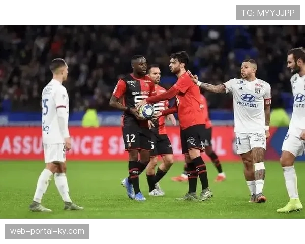 布雷斯特主场二比零击败马赛阿若克梅开二度表现抢眼